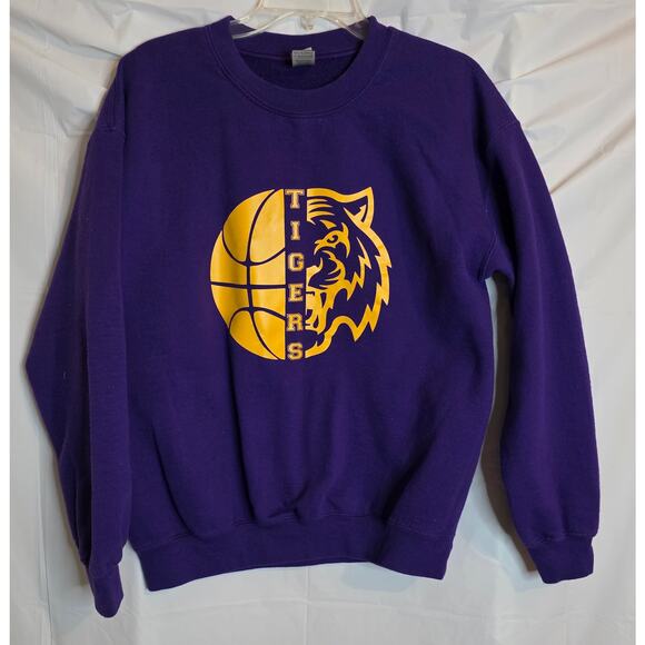 LSU Tigers Basketball Sweatshirt Gildan Size M Heavy Blend 50/50 Cotton/Poly - Picture 1 of 8